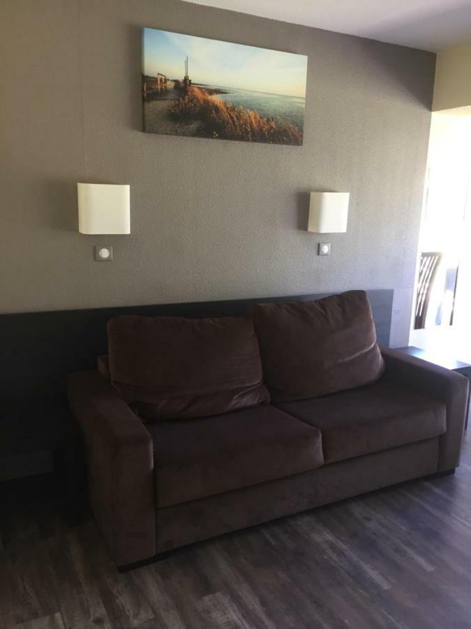 Appartement Village 7 En Residence De Vacances En Camargue Arles Dış mekan fotoğraf